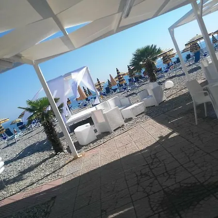 Paradiso 3*
